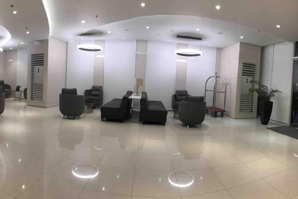Trig Place At Grace Residence In Taguig City 마닐라 외부 사진