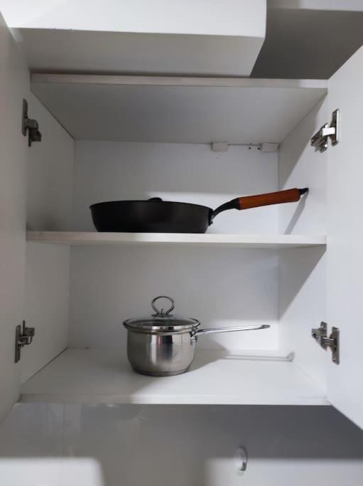Trig Place At Grace Residence In Taguig City 마닐라 외부 사진