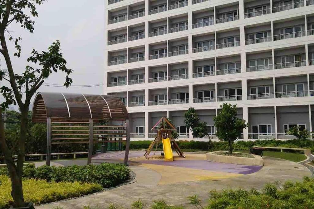 Trig Place At Grace Residence In Taguig City 마닐라 외부 사진