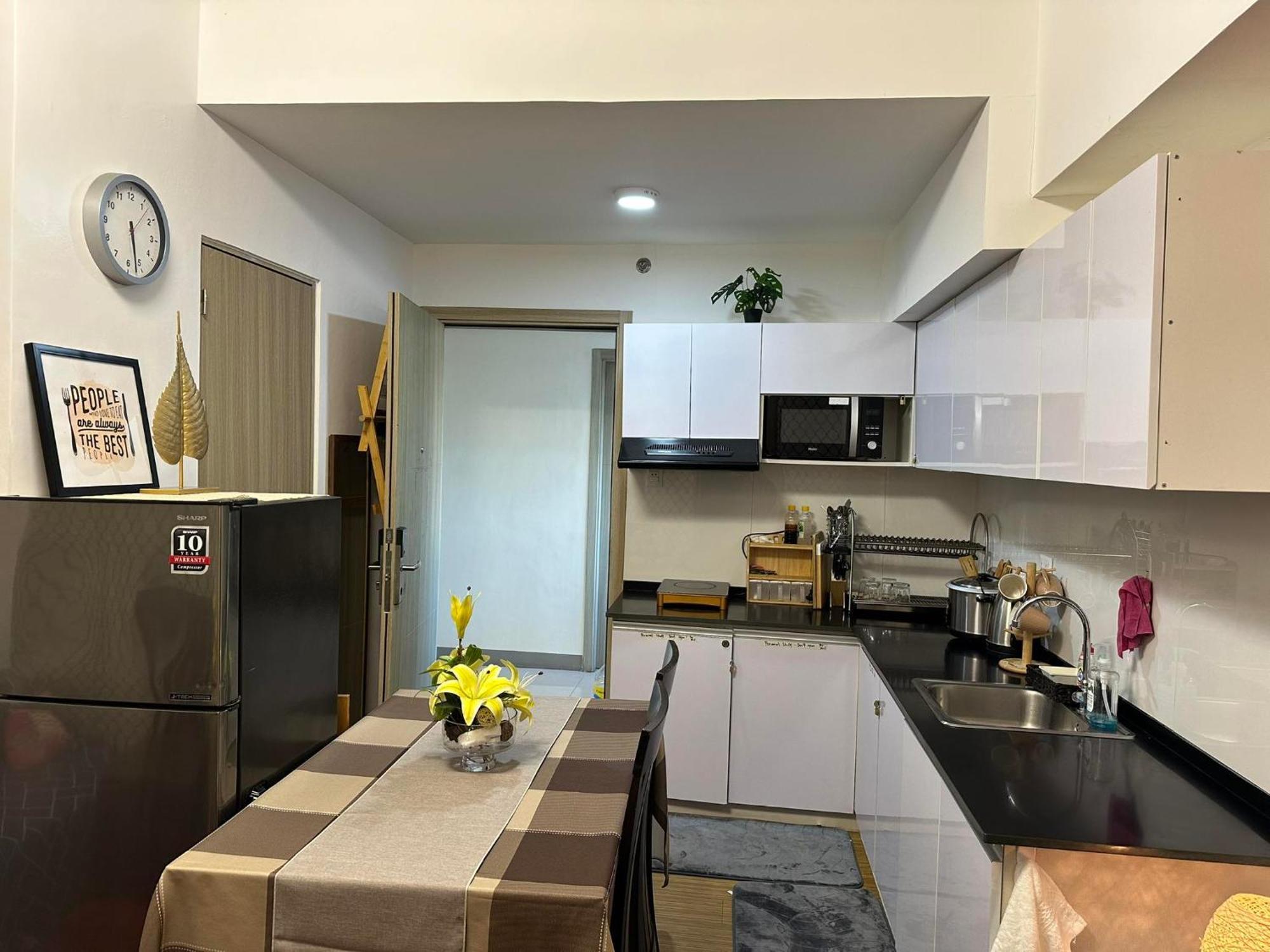Trig Place At Grace Residence In Taguig City 마닐라 외부 사진