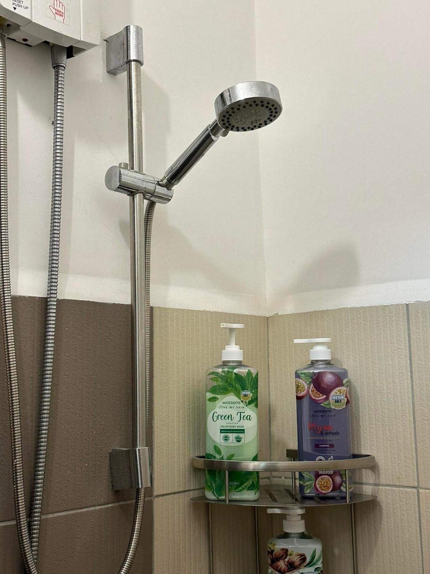 Trig Place At Grace Residence In Taguig City 마닐라 외부 사진