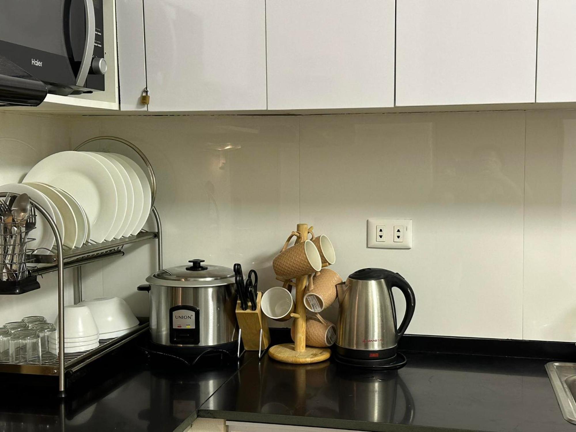 Trig Place At Grace Residence In Taguig City 마닐라 외부 사진